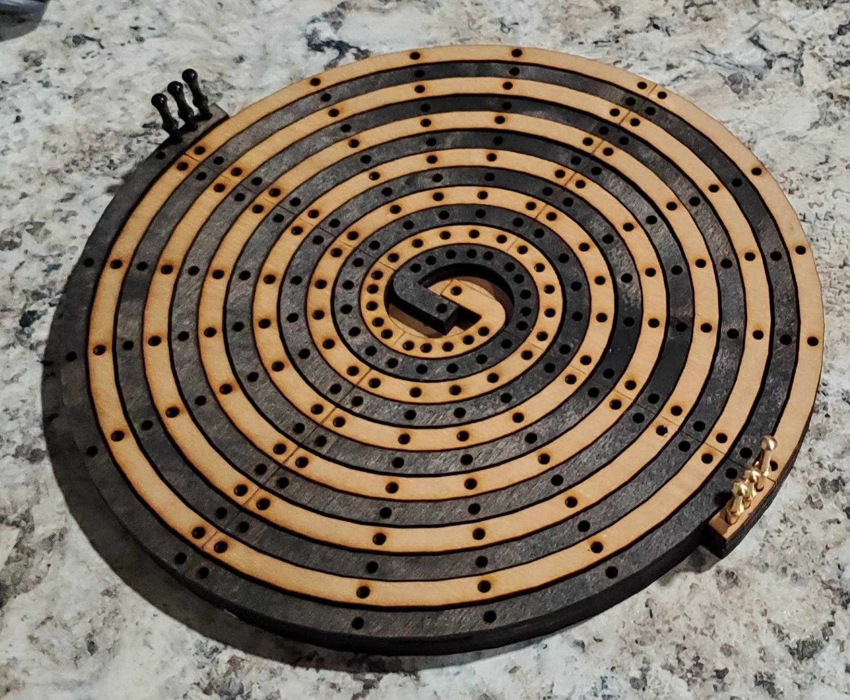 Twisted Spiral Cribbage Board - 2 Players - Large