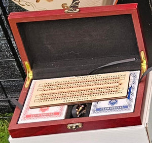 laser engraved cut cribbage box